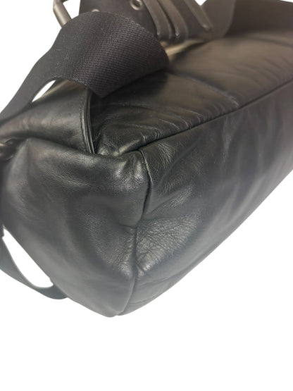 Bottega Veneta Black Leather Intrecciato Trim Belt Bag