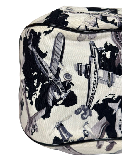 Chanel White/Black Patent Leather Trim Airplane CC Handle Bag 2005