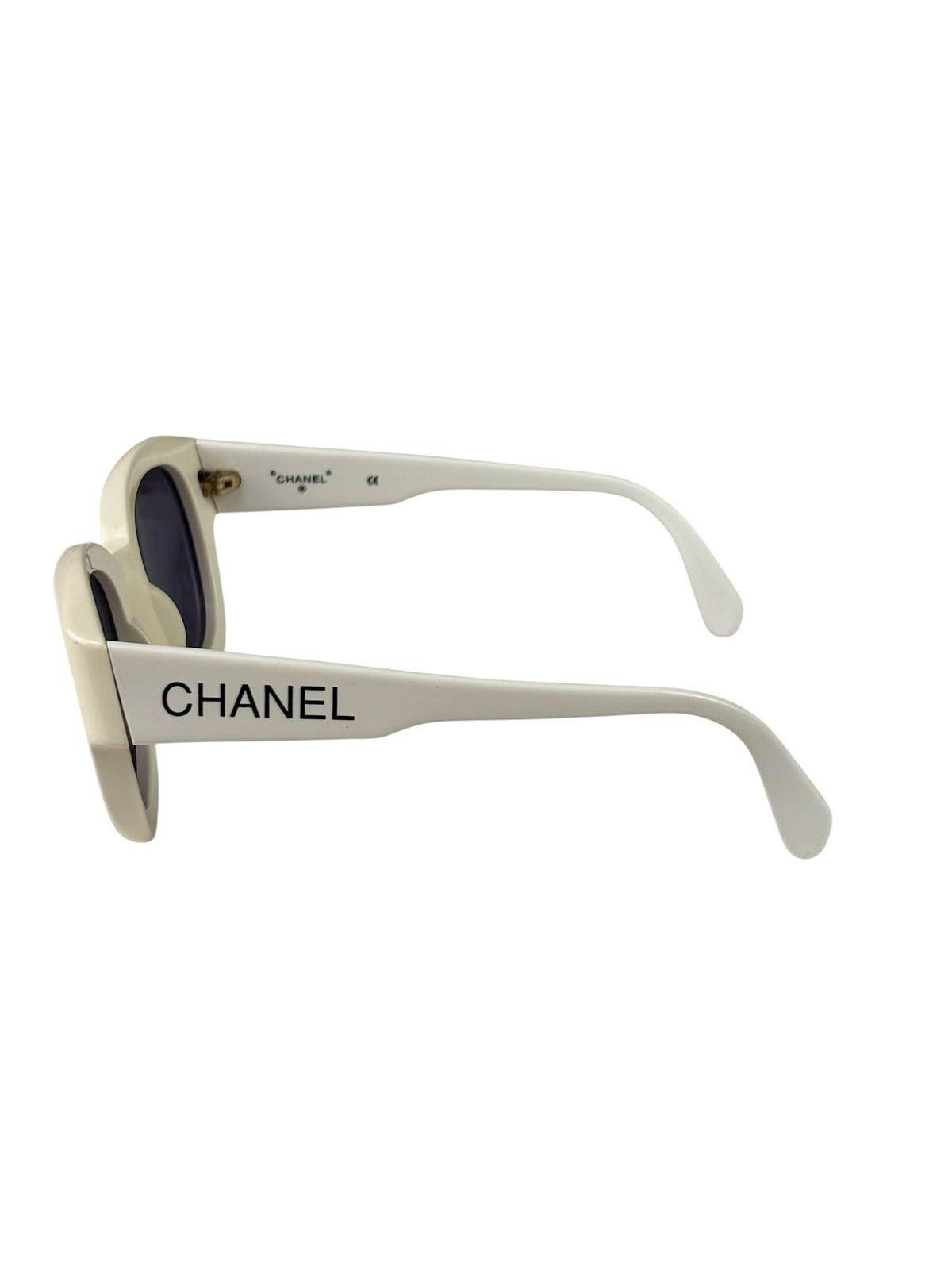 Chanel White Acetate Sunglasses 05247 10601