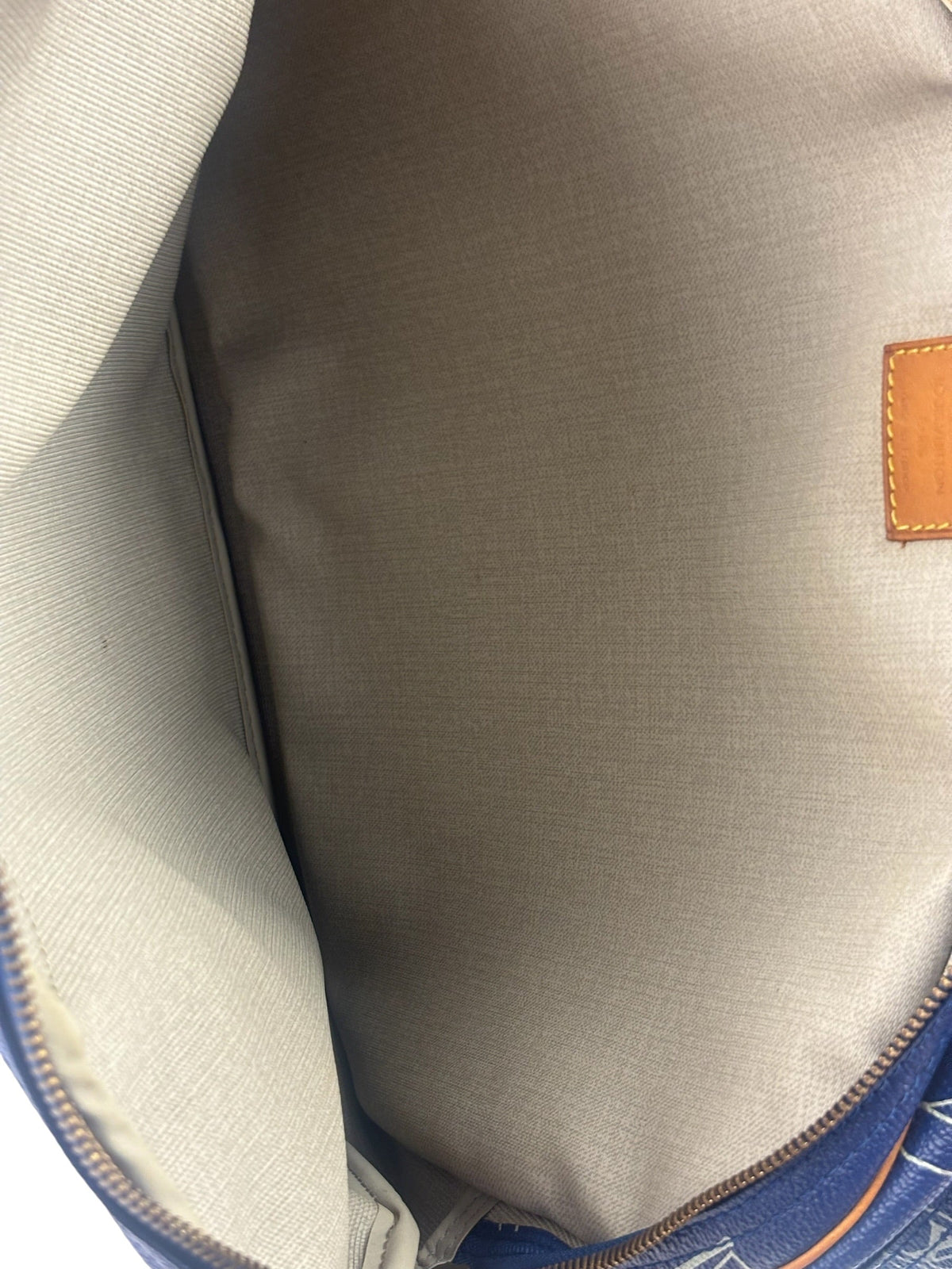Louis Vuitton Vintage Blue LV Cup Sac Cowes Messenger