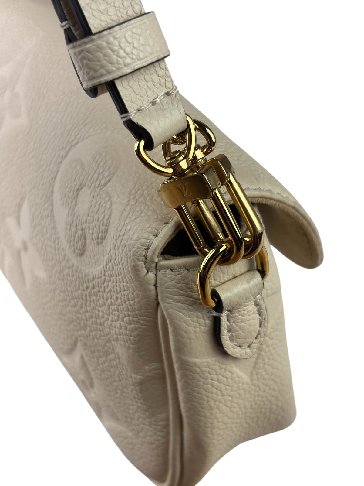 Louis Vuitton Ivory Empreinte Monogram Leather Chain Ivy Pochette