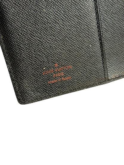 Louis Vuitton Black Epi Agenda & Silver Pen