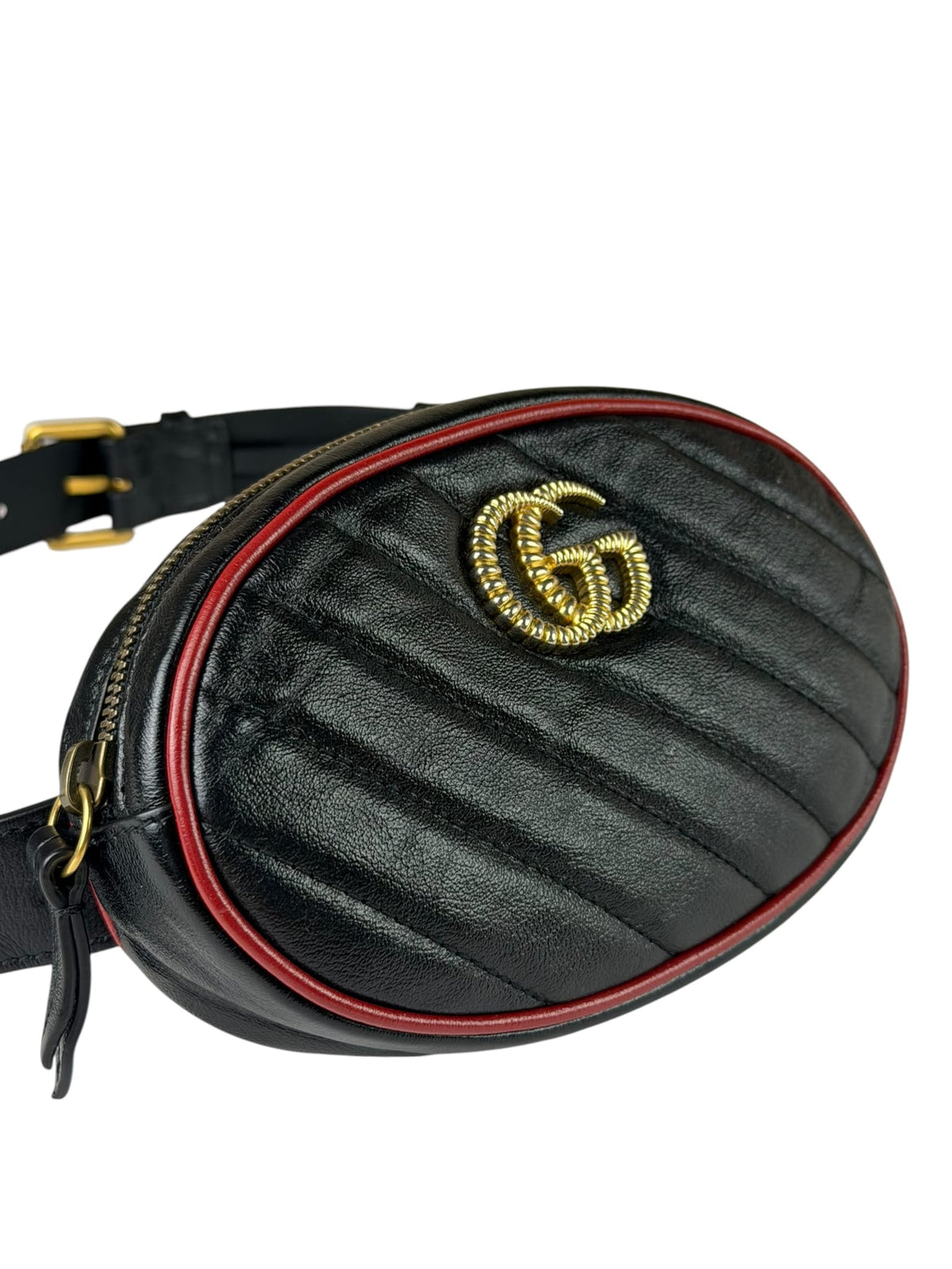 Gucci Black Matalassè Leather Marmont Belt Bag