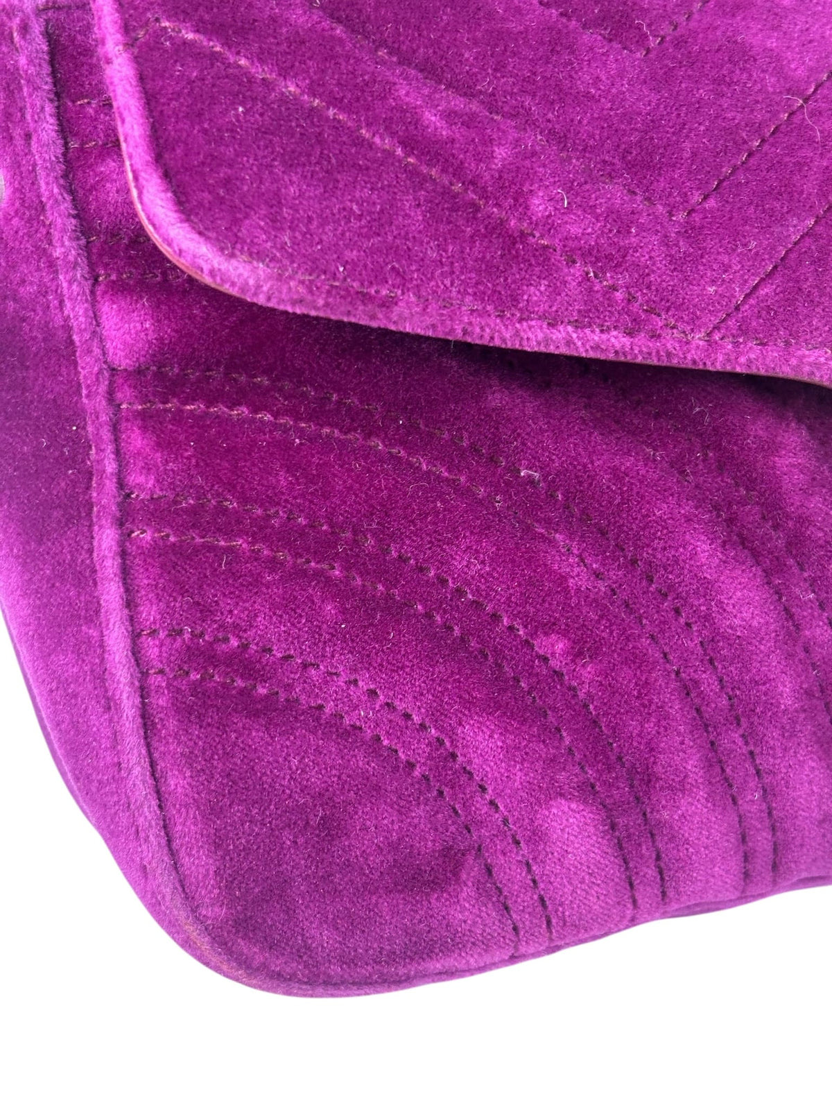 Gucci Magenta Velvet Marmont Matelasse Shoulder Bag