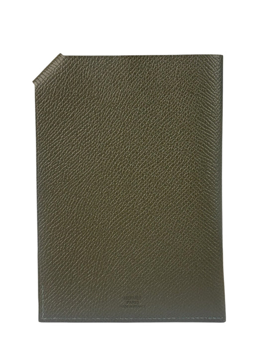 Hermes Vert Loden Calfskin Tarmac Passport Holder